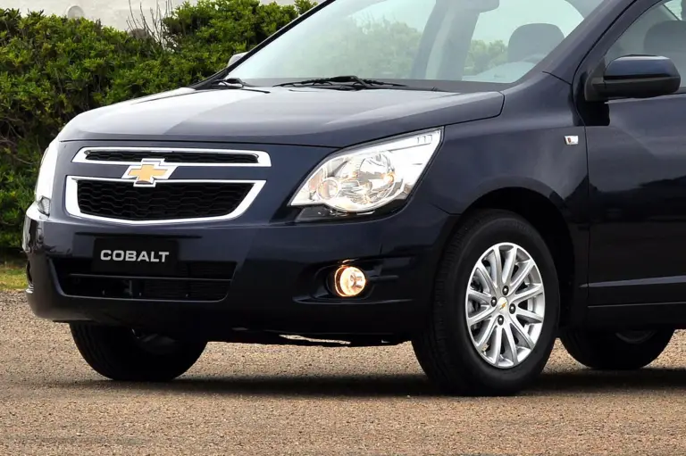 Chevrolet Cobalt 2012, foto ufficiali - 22
