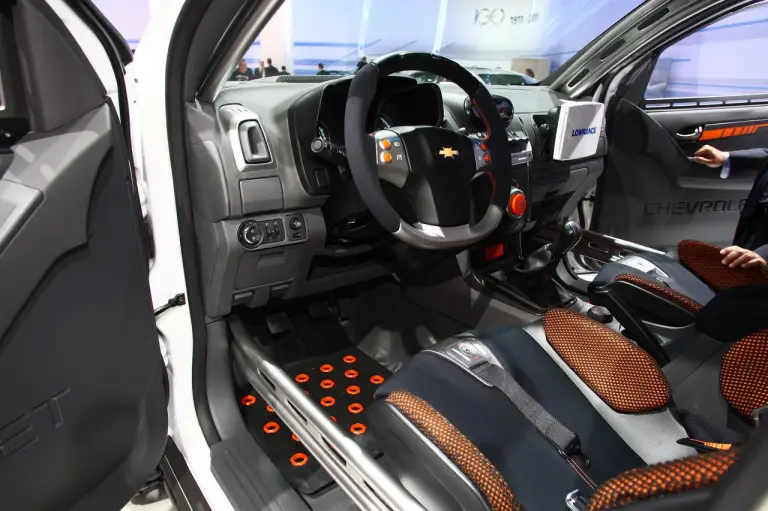 Chevrolet Colorado Rally Concept - Salone di Francoforte 2011 - 4