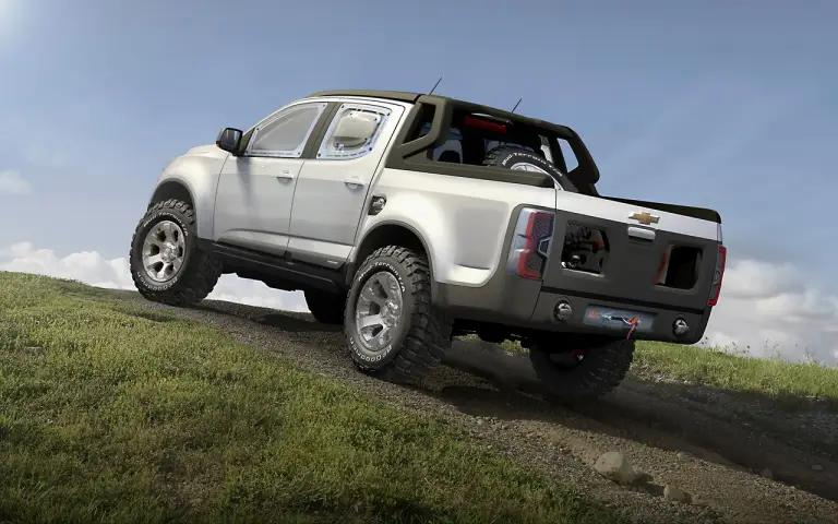 Chevrolet Colorado Rally Concept - 16