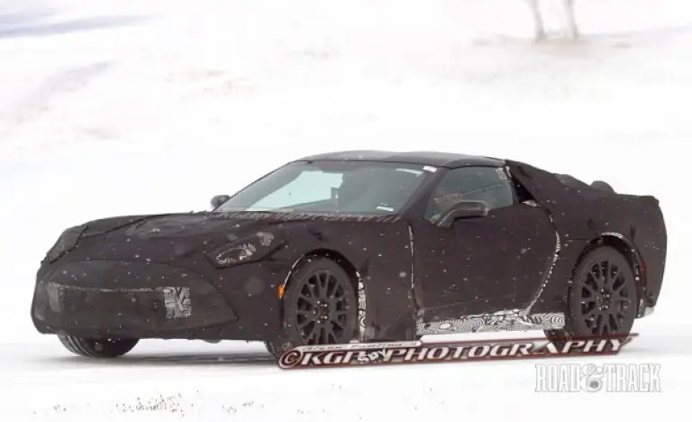 Chevrolet Corvette C7 - Foto spia 21-01-2012 - 8