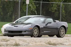 Chevrolet Corvette C7 foto spia ottobre 2011 - 2