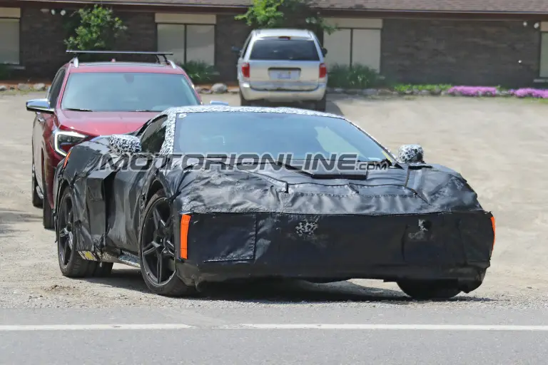 Chevrolet Corvette C8 foto spia 18 maggio 2018 - 1