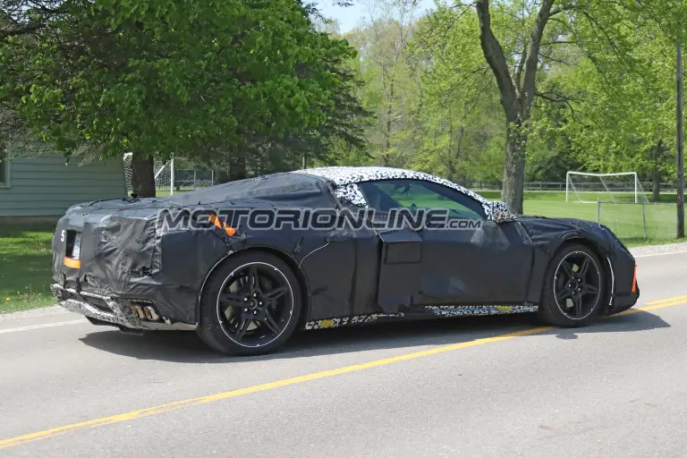 Chevrolet Corvette C8 foto spia 18 maggio 2018 - 7