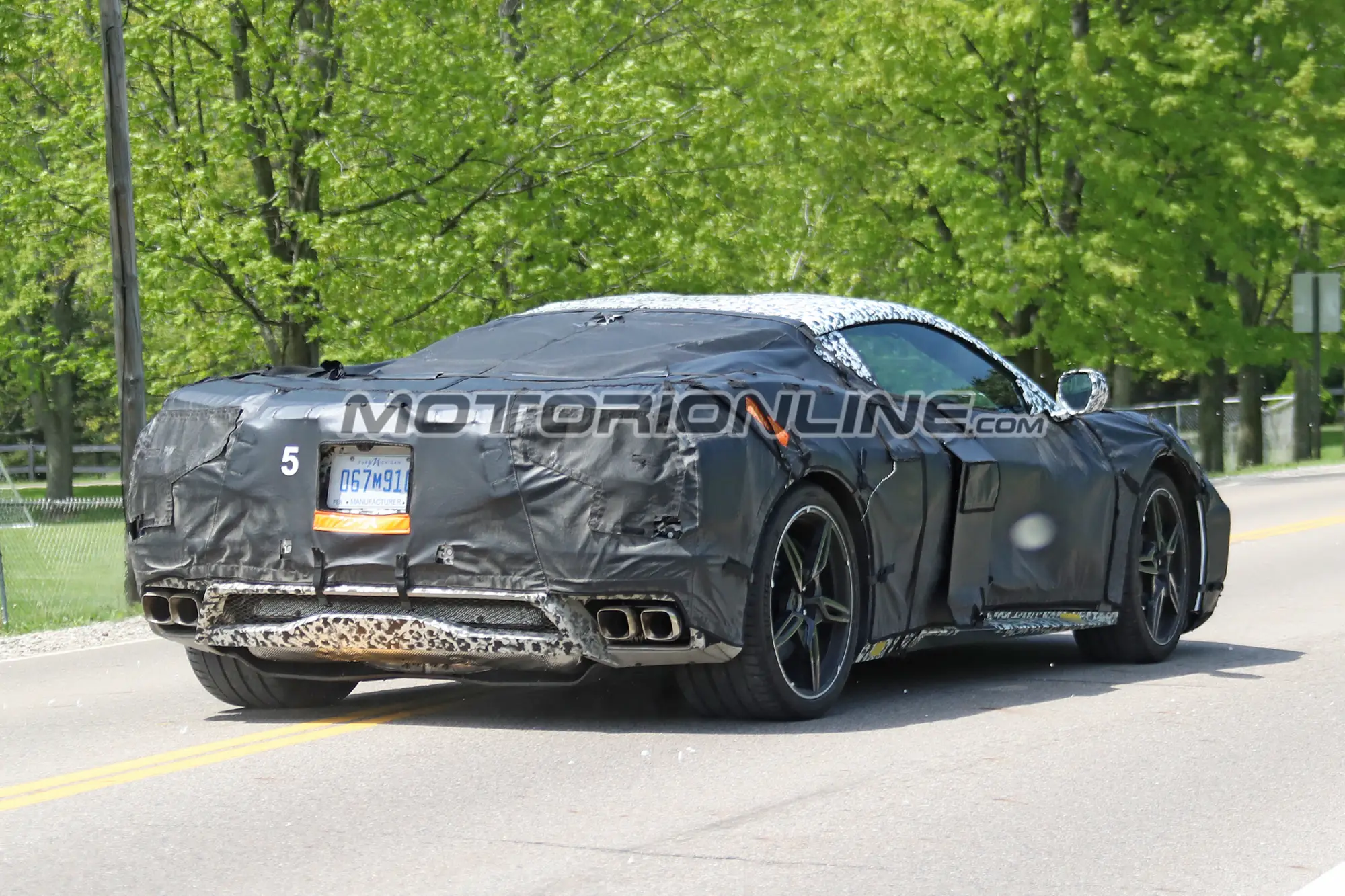 Chevrolet Corvette C8 foto spia 18 maggio 2018 - 9