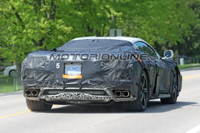 Chevrolet Corvette C8 foto spia 18 maggio 2018 - 10