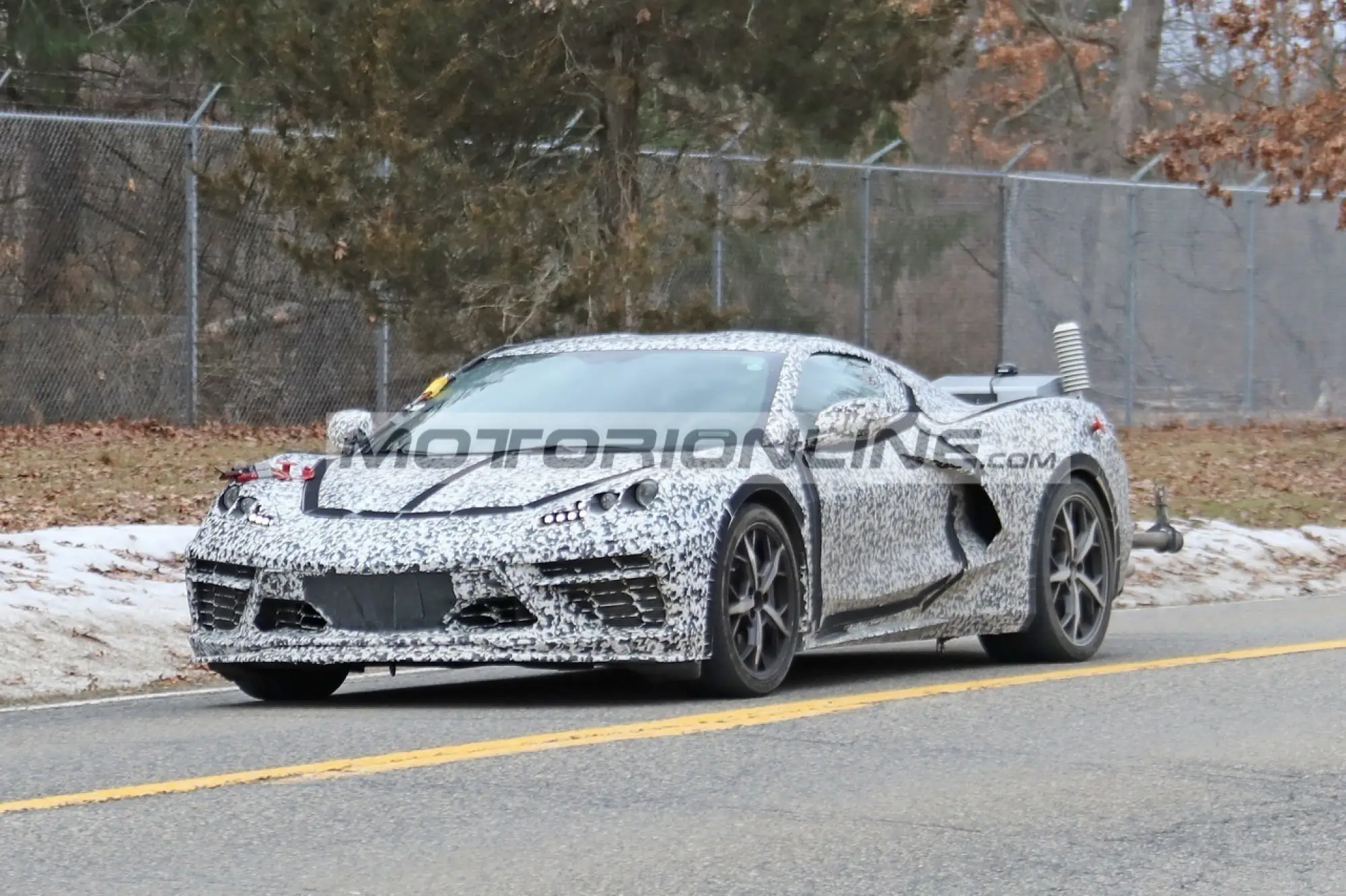 Chevrolet Corvette C8 PHEV - Foto spia 23-3-2020 - 3