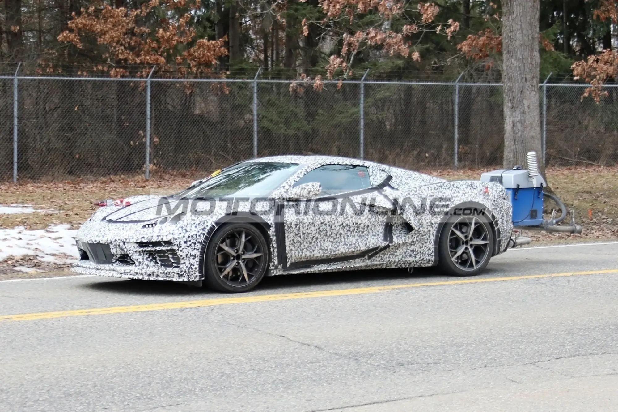 Chevrolet Corvette C8 PHEV - Foto spia 23-3-2020 - 6