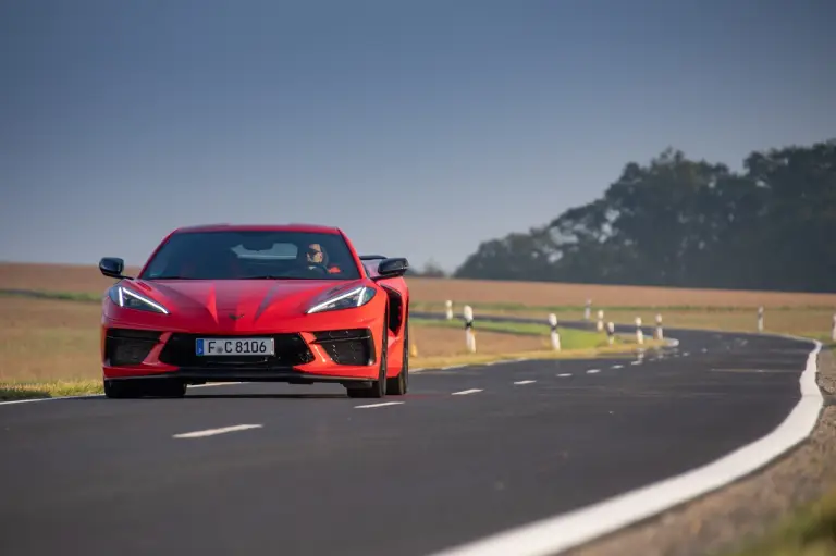 Chevrolet Corvette C8 Stingray - Prova su strada - 4