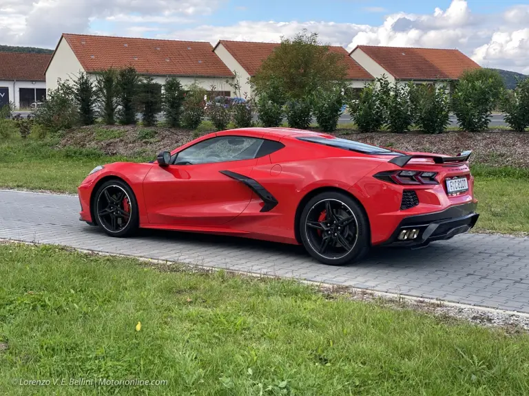 Chevrolet Corvette C8 Stingray - Prova su strada - 11