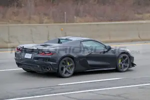 Chevrolet Corvette E-Ray 2023 - Foto Spia 17-12-2021