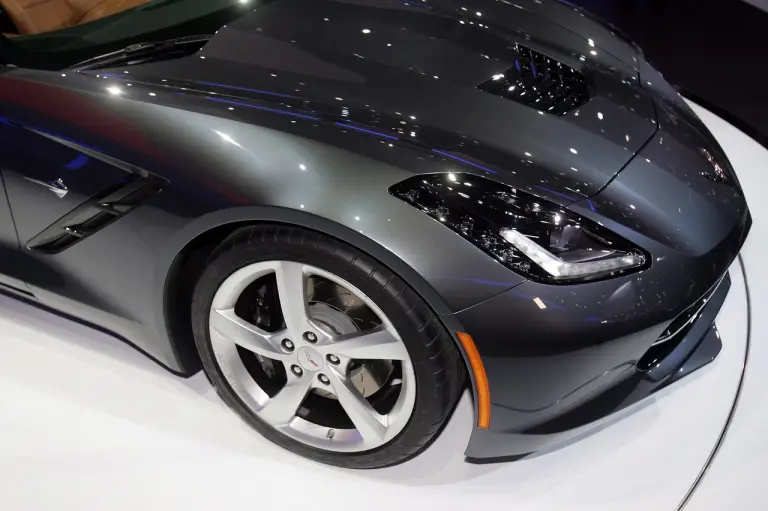 Chevrolet Corvette Stingray Cabriolet - Salone di Ginevra 2013 - 14