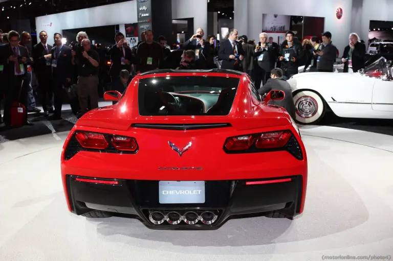 Chevrolet Corvette Stingray - Salone di Detroit 2013 - 14
