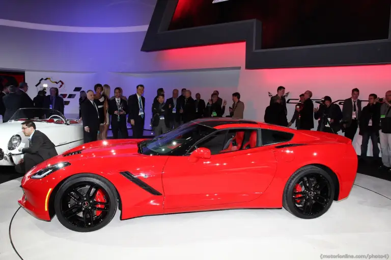 Chevrolet Corvette Stingray - Salone di Detroit 2013 - 16