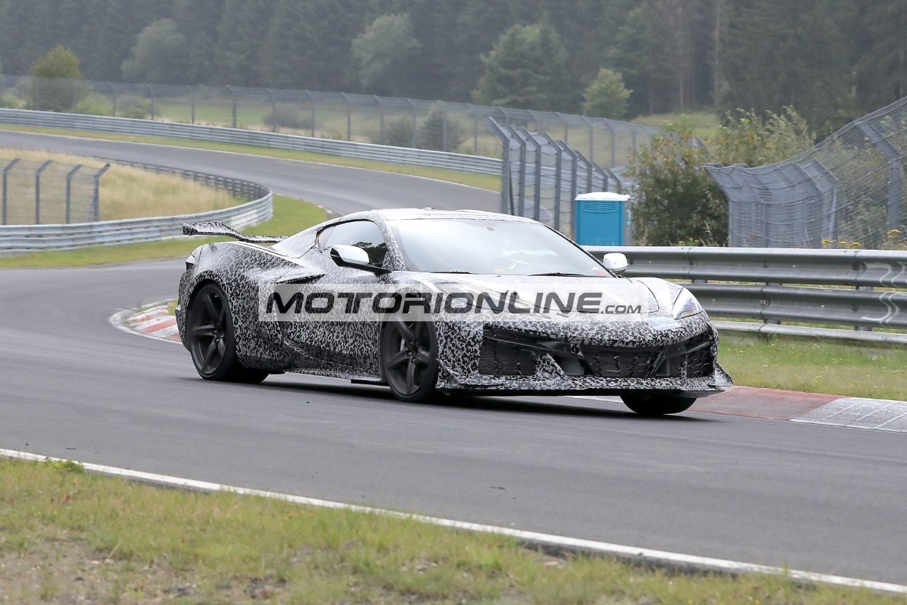 Chevrolet Corvette Z06 - Foto spia 17-8-2021
