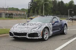 Chevrolet Corvette ZR1 2018 - Foto spia 12-08-2017 - 4