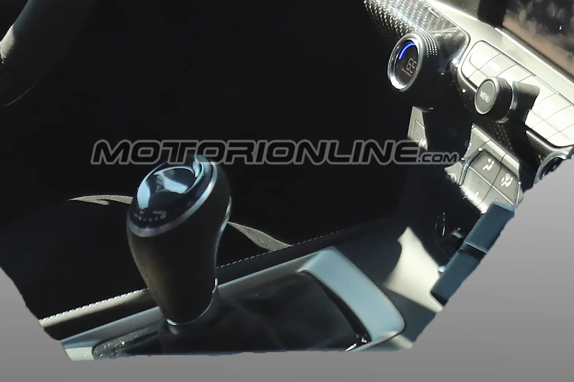 Chevrolet Corvette ZR1 interni foto spia 26 settembre 2017 - 3