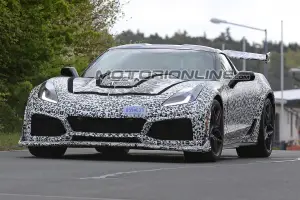 Chevrolet Corvette ZR1 MY 2018 foto spia 18 aprile 2017 - 2