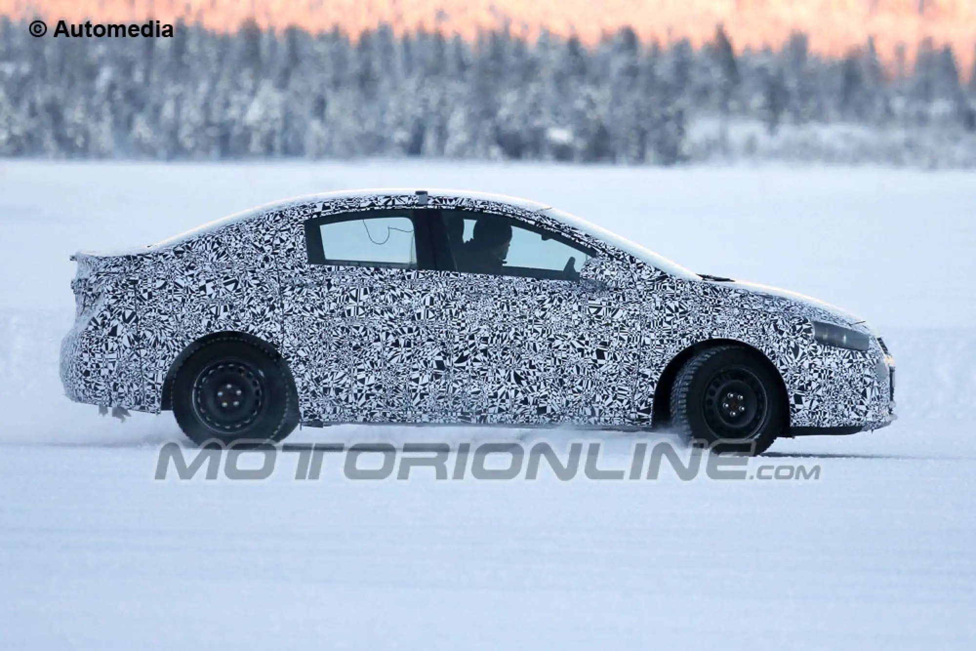 Chevrolet Cruze 2015 - Foto spia 13-02-2013 - 3