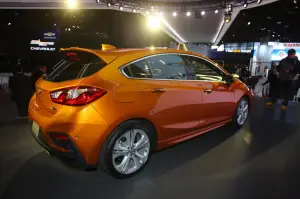 Chevrolet Cruze Hatchback - Salone di Detroit 2016 - 4