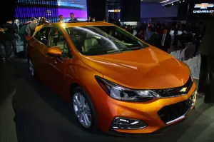 Chevrolet Cruze Hatchback - Salone di Detroit 2016 - 5