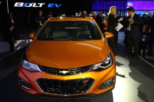 Chevrolet Cruze Hatchback - Salone di Detroit 2016 - 6