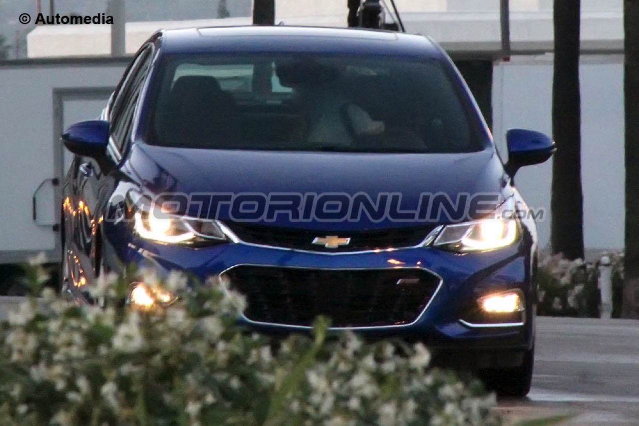 Chevrolet Cruze MY 2016 - Foto spia 08-05-2015