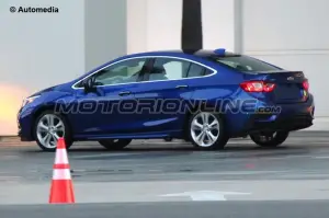 Chevrolet Cruze MY 2016 - Foto spia 08-05-2015
