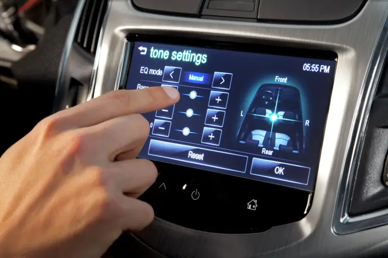 Chevrolet Cruze station wagon - 22