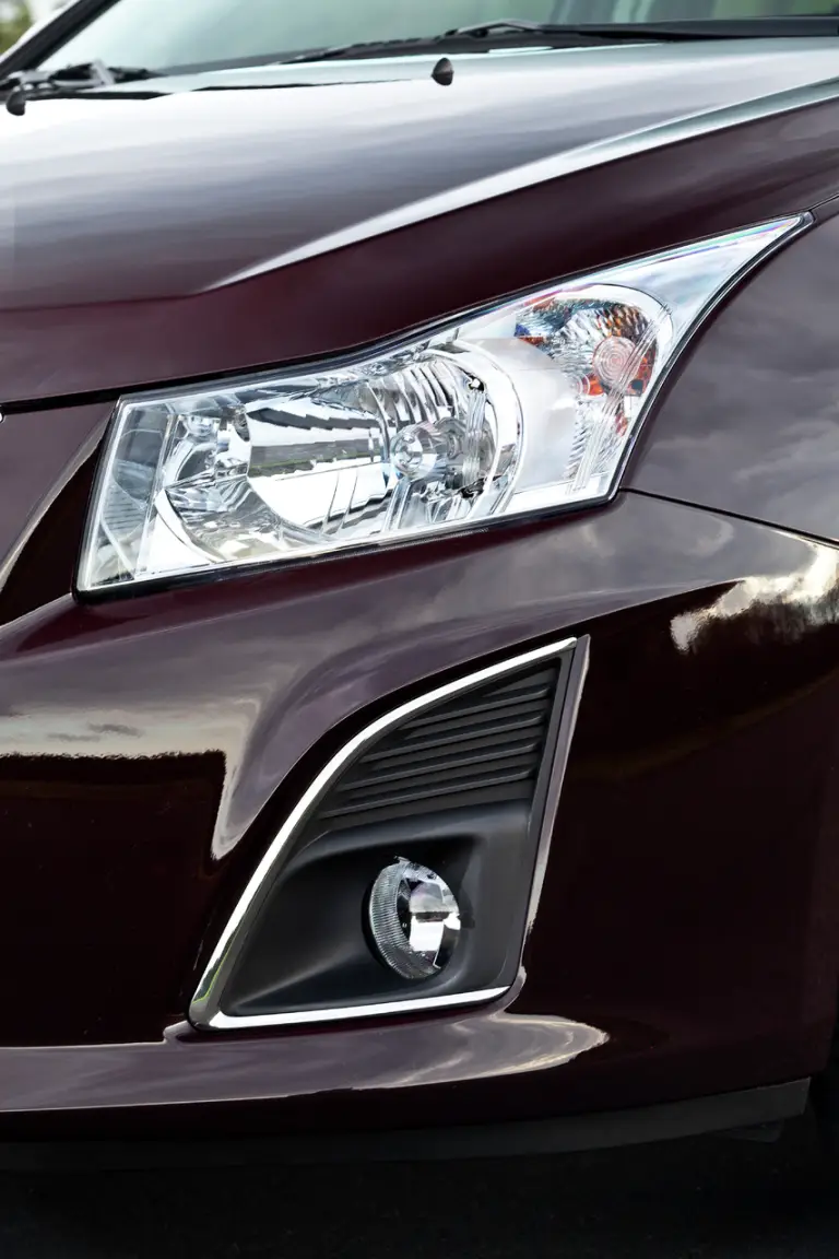 Chevrolet Cruze station wagon - 39