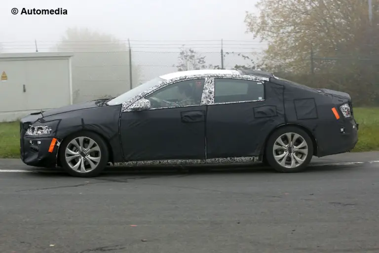 Chevrolet Malibu 2016 - Foto spia 14-11-2014 - 7