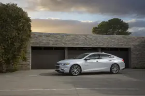 Chevrolet Malibu 2016 - 2