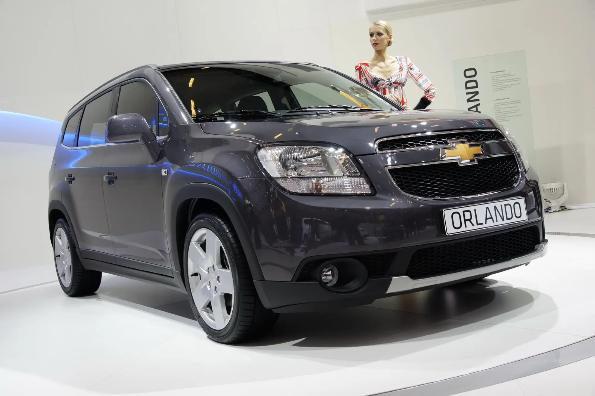 Chevrolet Orlando - 2