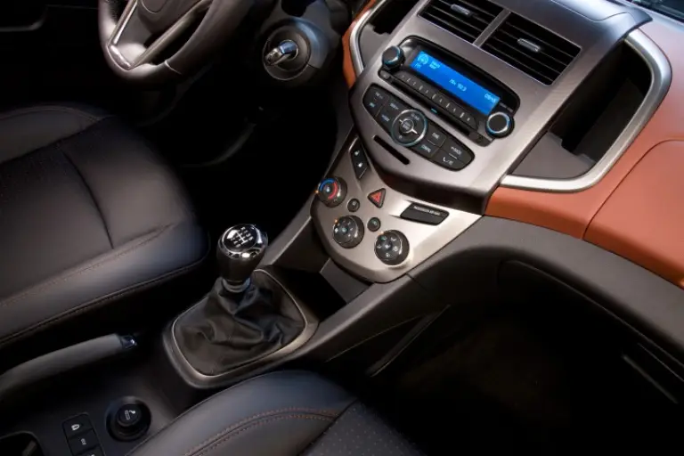 Chevrolet Sonic 2012 - 1