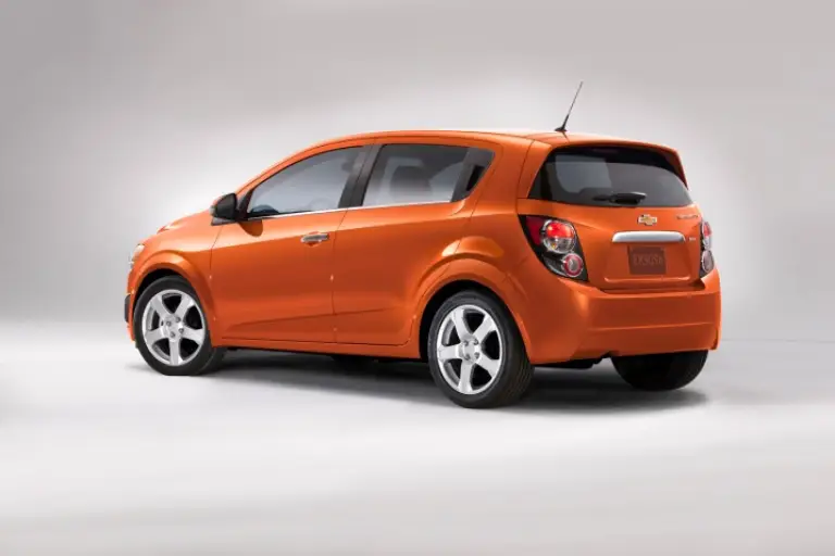 Chevrolet Sonic 2012 - 20