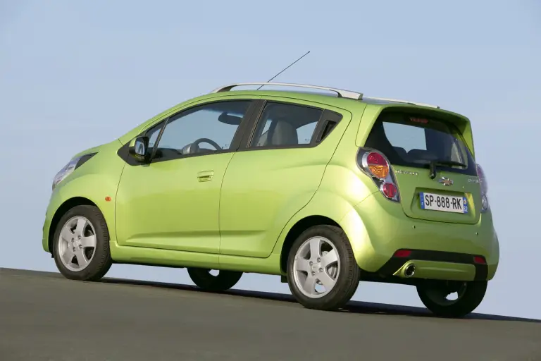 Chevrolet Spark - 17