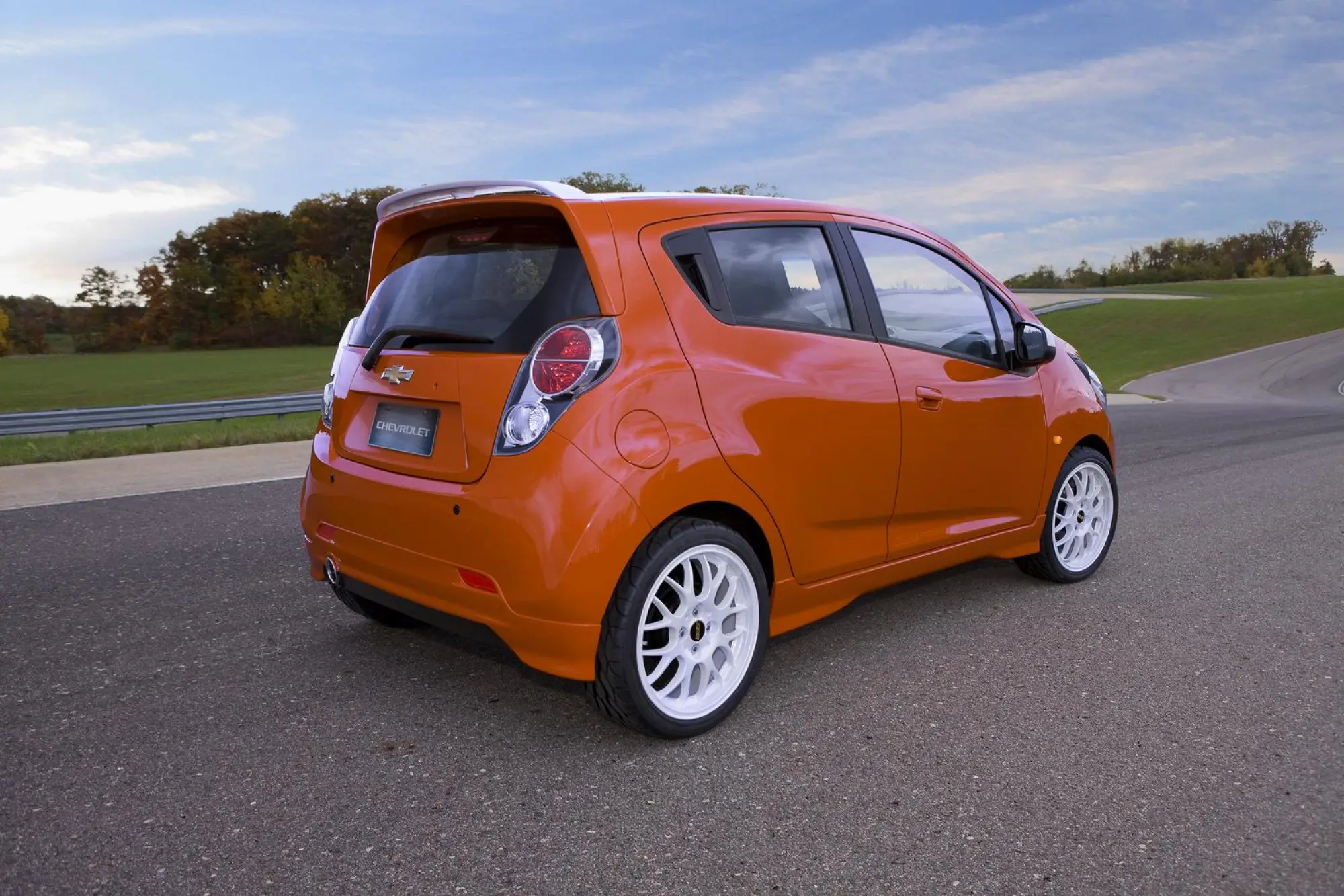 Chevrolet Volt, Cruze e Spark Z Spec Concept - 4