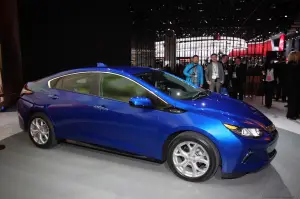 Chevrolet Volt II - Salone di Detroit 2015 - 6