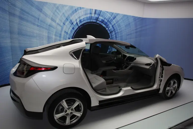 Chevrolet Volt II - Salone di Detroit 2015 - 7