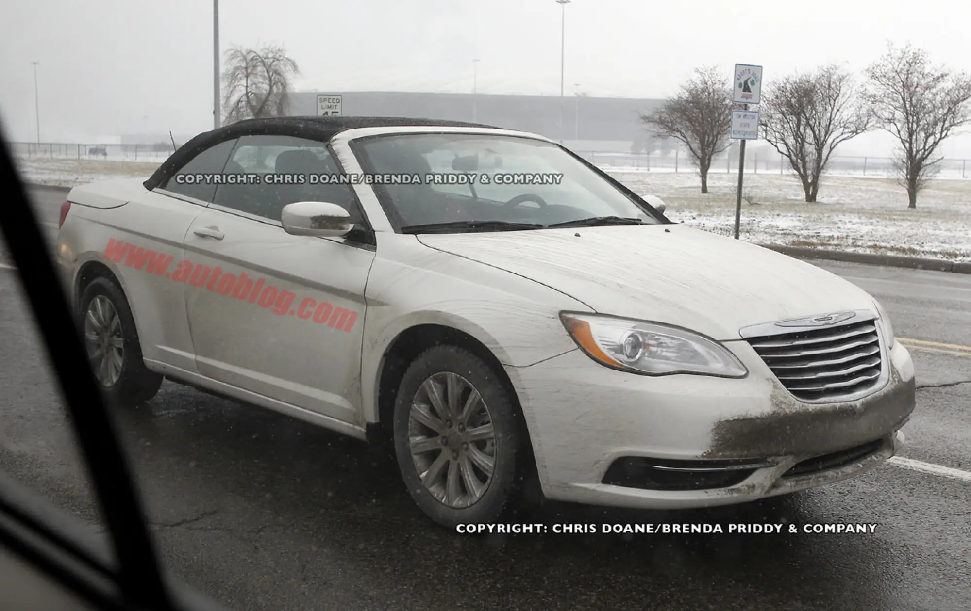 Chrysler 200 Cabriolet spy - 4