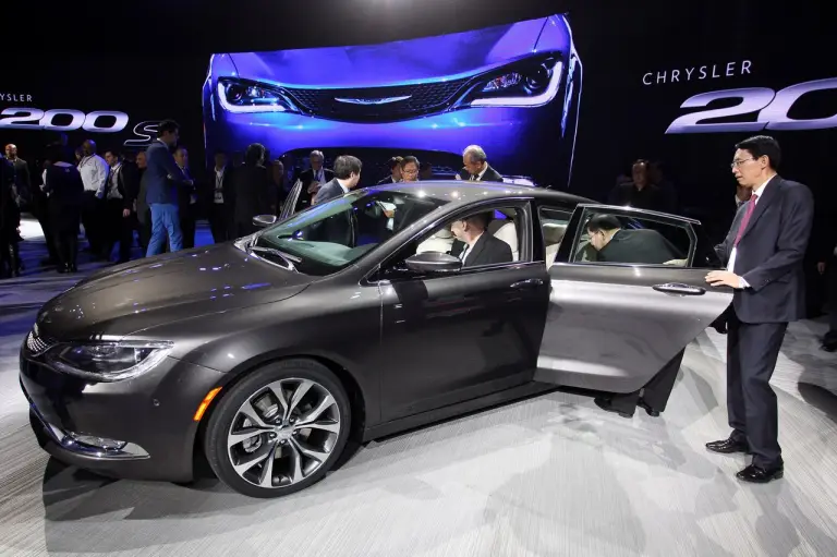 Chrysler 200 - Salone di Detroit 2014 - 5