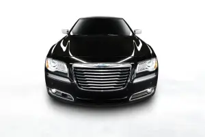 Chrysler 300 2011 - 23