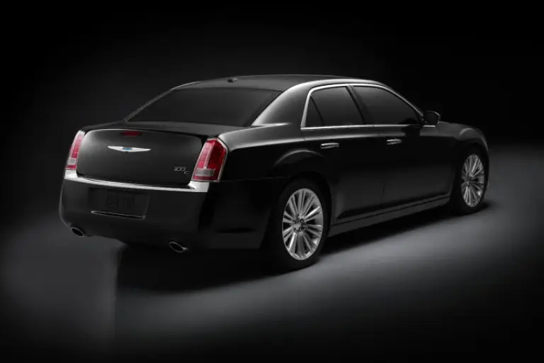 Chrysler 300 2011 - 28