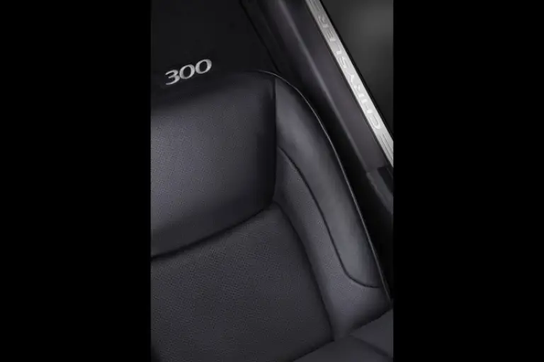 Chrysler 300 2011 - 37