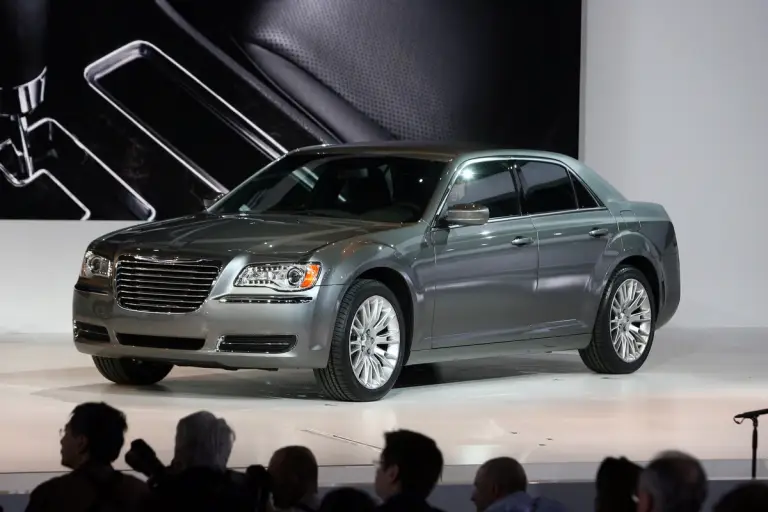 Chrysler 300c al Salone di Detroit 2011 - 18