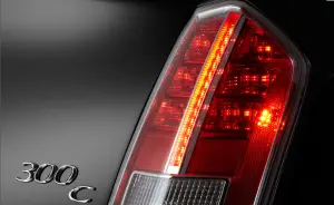 Chrysler 300C Teaser - 3