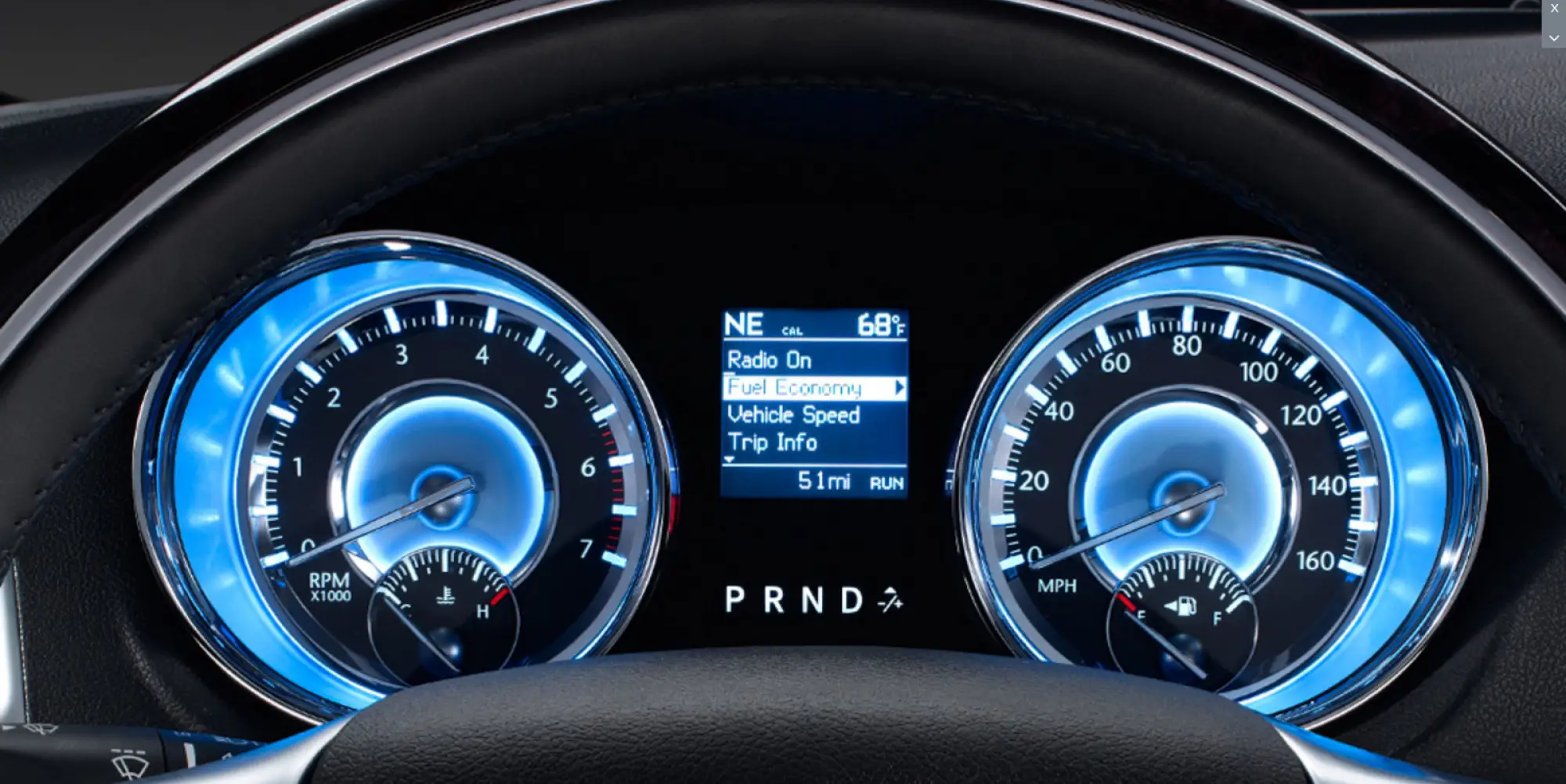 Chrysler 300C Teaser - 8