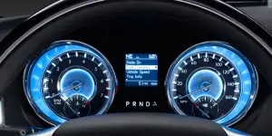 Chrysler 300C Teaser - 8