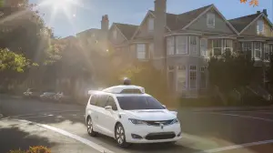 Chrysler Pacifica Waymo