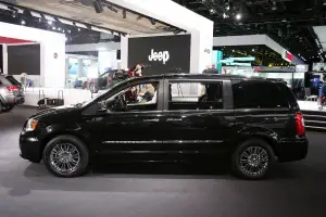 Chrysler Town & Country - Detroit 2011