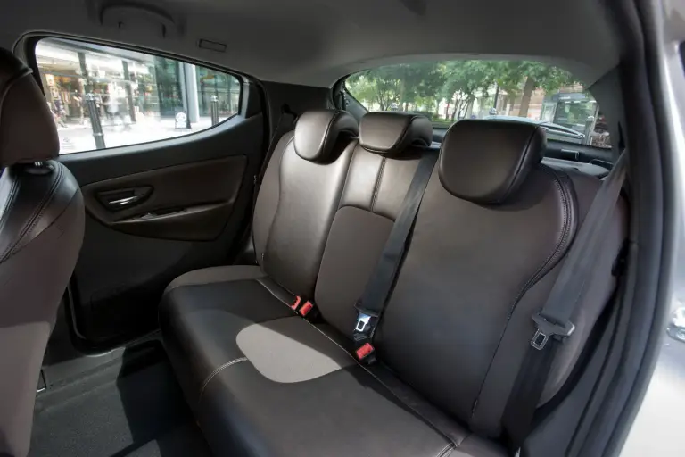 Chrysler Ypsilon - 6